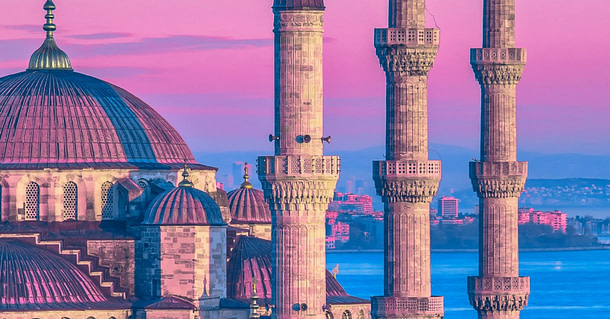 Skyline of Istanbul Turkey, which you can visit visa-free with a US visa